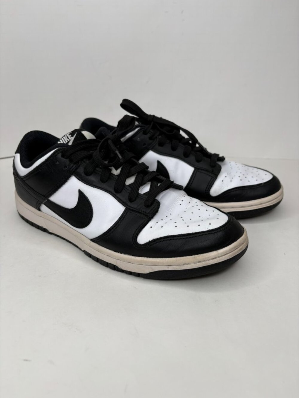 Nike Dunk Low “Panda”– Women’s 9
